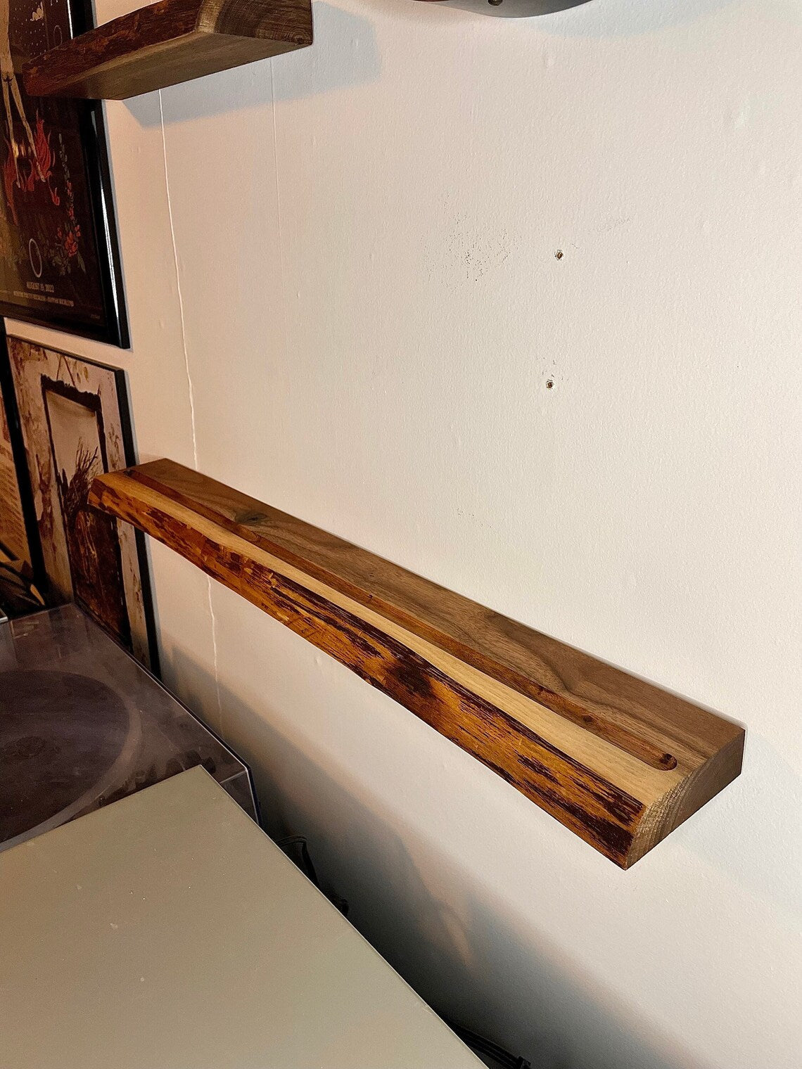 Heartwood Analog - Wooden Stand  (Double LP, Wall Mountable)
