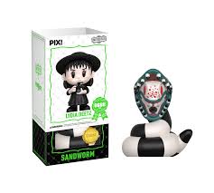 PIX! Beetlejuice: Lydia Deetz