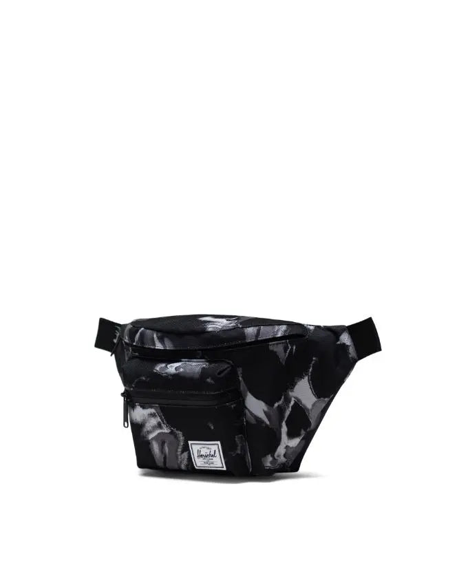 Herschel - Seventeen Dye Wash Black - Hip Pack Bag One Size