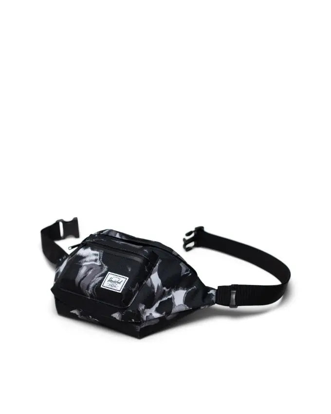 Herschel - Seventeen Dye Wash Black - Hip Pack Bag One Size