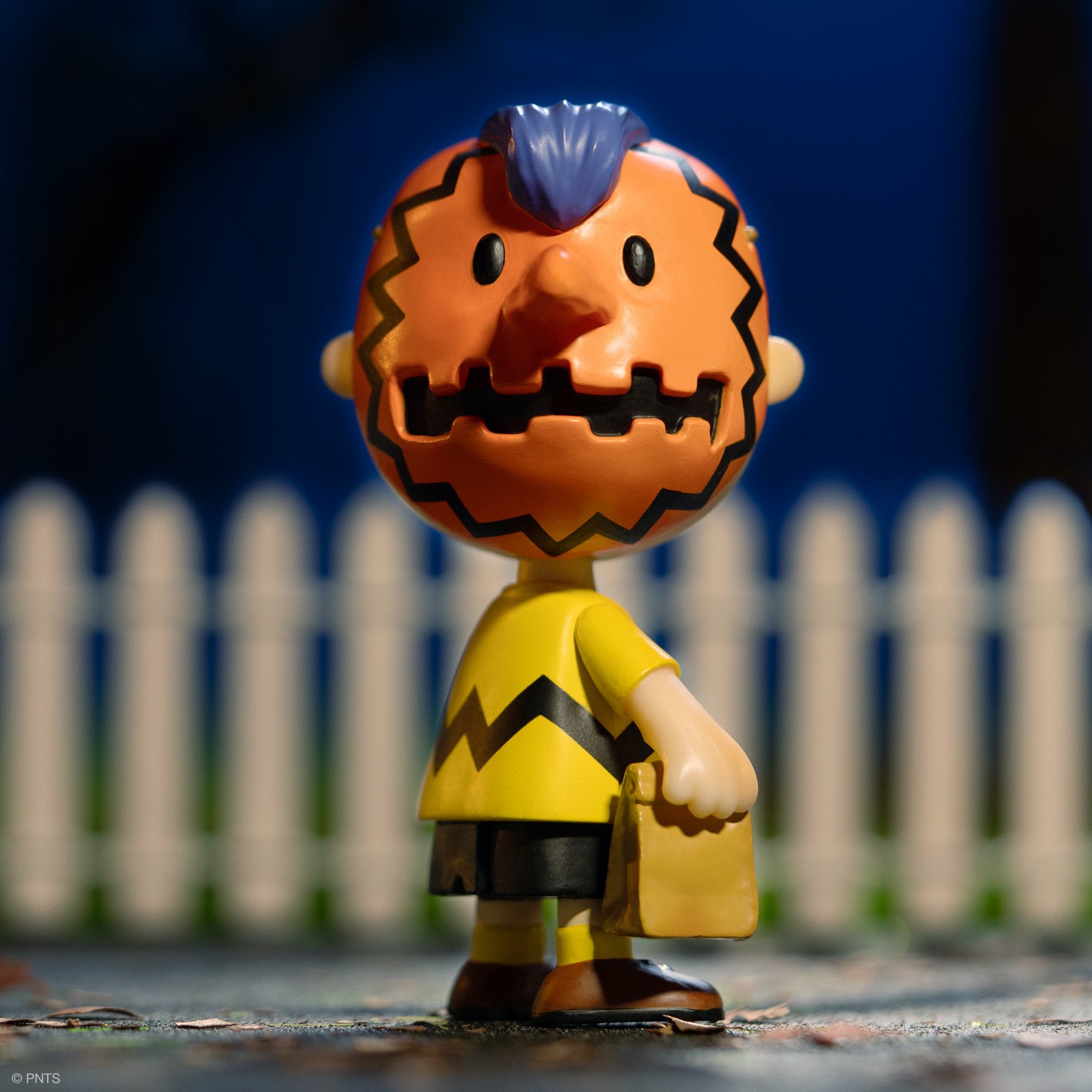SUPER7 Peanuts ReAction Figure Wave 4 - Masked Charlie Brown