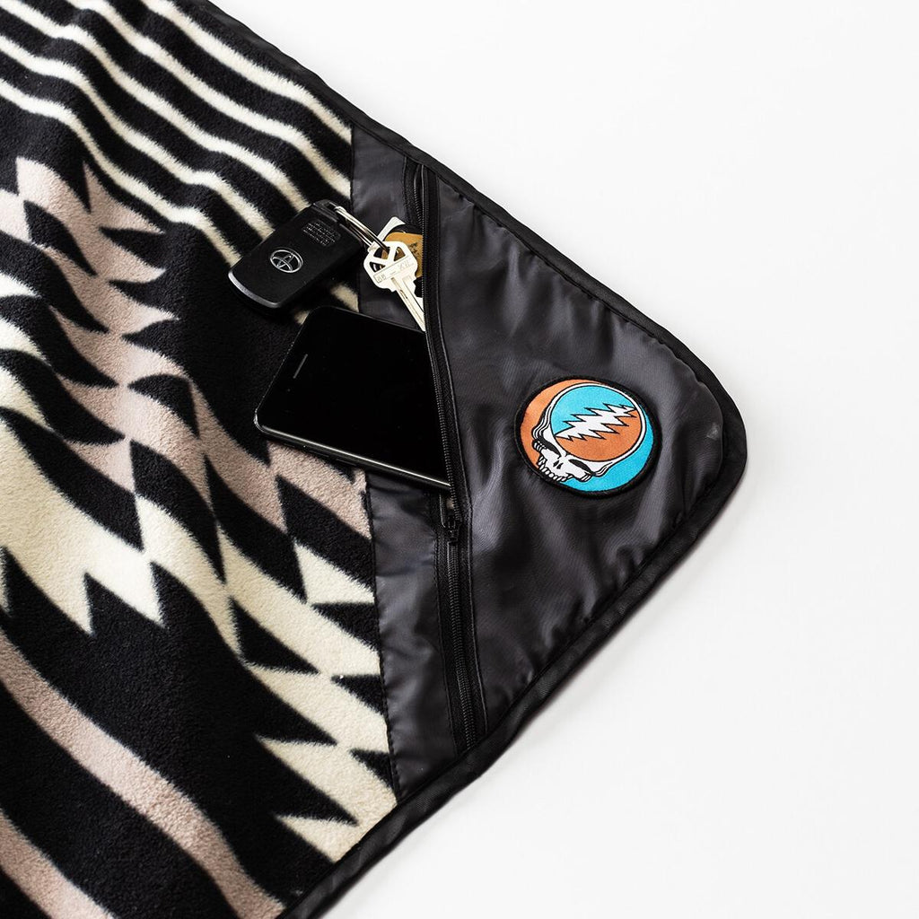 Touch of Grey Camp Blanket official collaboration with the Grateful Dead. (SLOWTIDE)