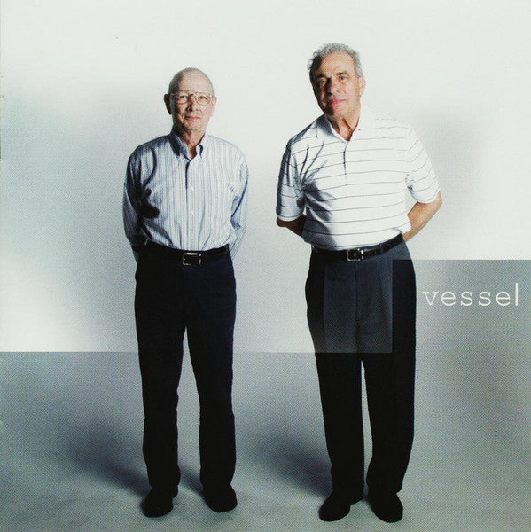 Twenty-one-pilots-vessel-new-cd