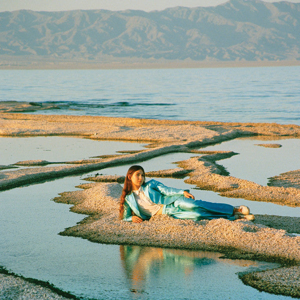 Weyes-blood-front-row-seat-to-earth-new-cd